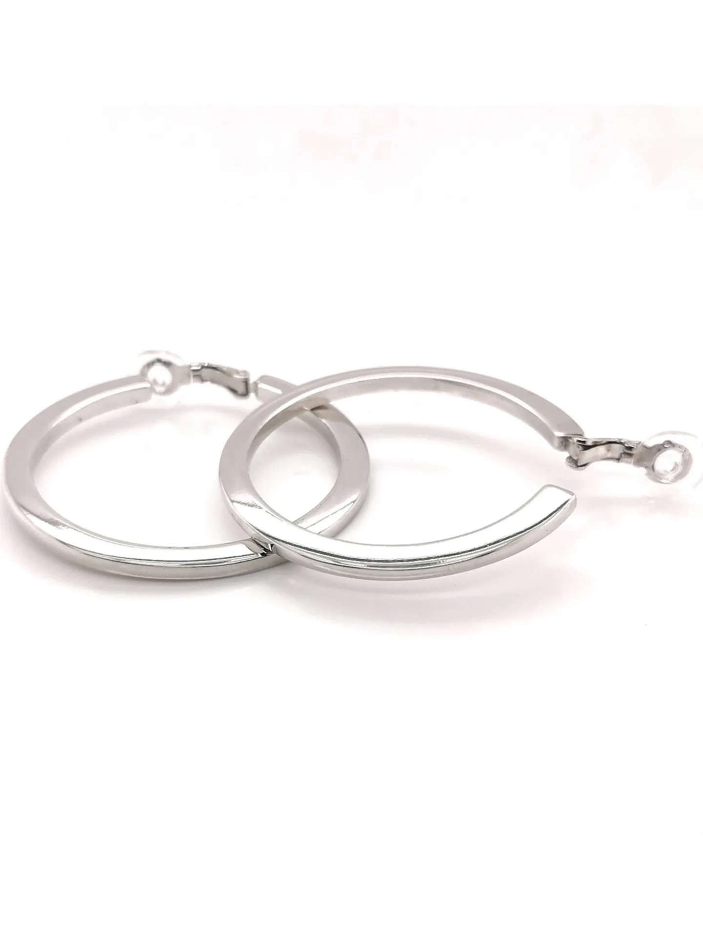 Boucles d'oreilles clip créoles fil carré 47 mm