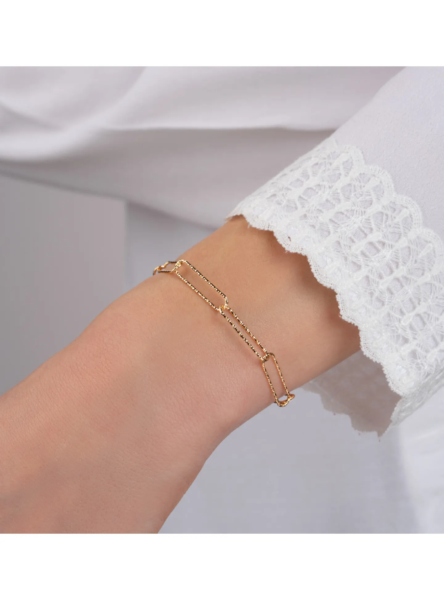 Bracelet Brillaxis plaqué or maille cheval ciselée