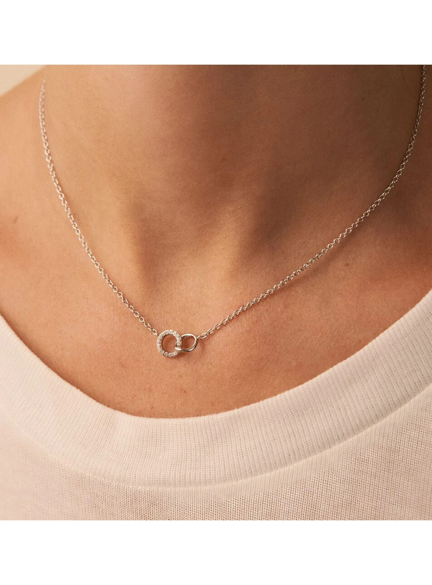 Collier Agatha Rondou argent anneaux entrelacés