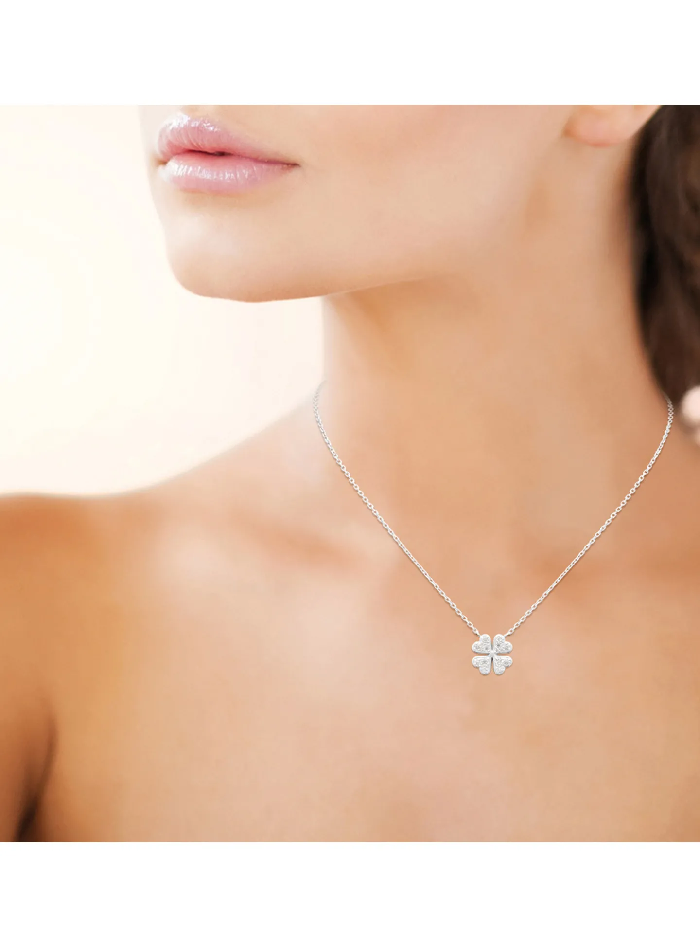 Collier Brillaxis argent rhodié trèfle empierré_x005f_x000D_45 cm