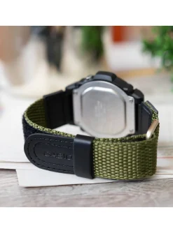 Montre CASIO illuminator bracelet tissu kakiCollection TIMELESS