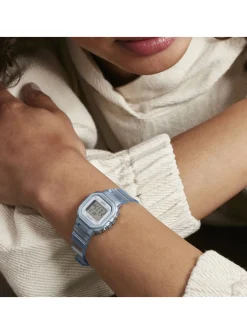 Montre Casio Pop affichage digital résine bleue