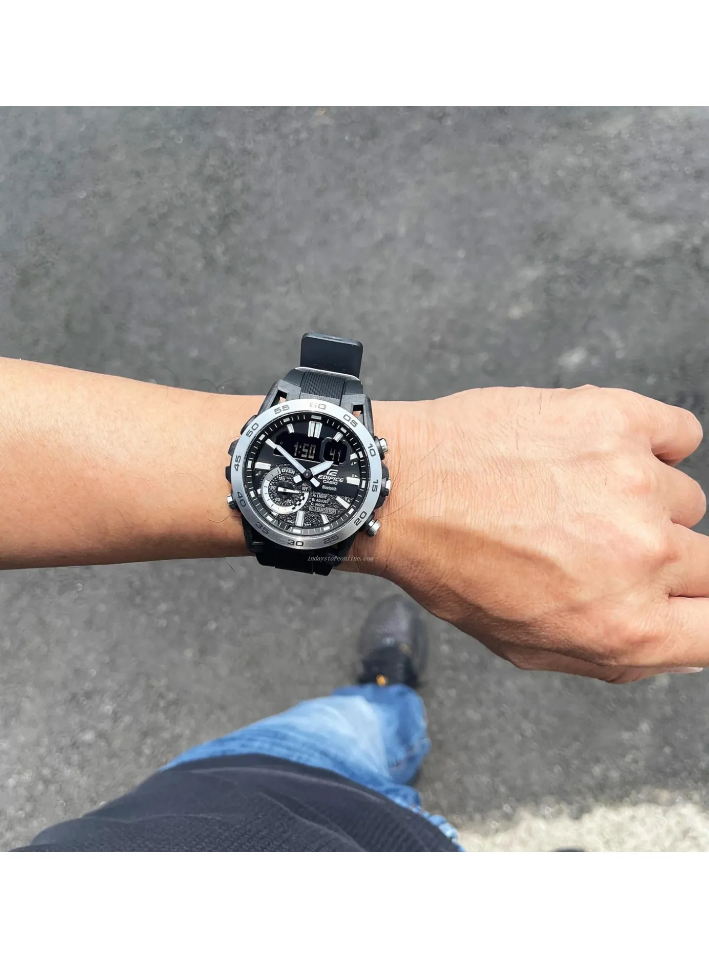 Montre Casio Série ECB-40 noire