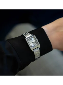 Montre femme Casio acier chiffres romains
