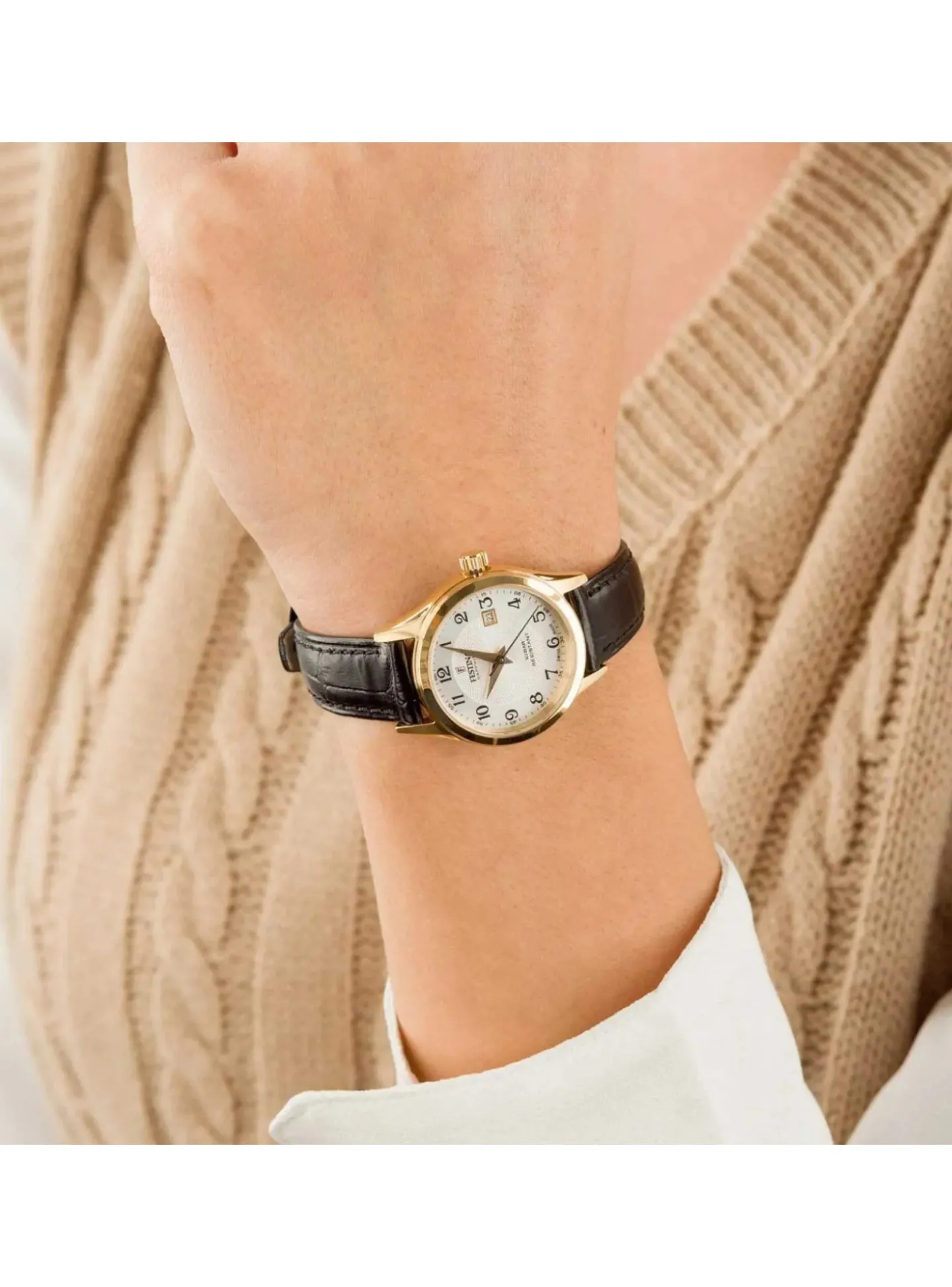 Montre femme Festina dorée cuir noir_x005f_x000D_Collection Swiss Made