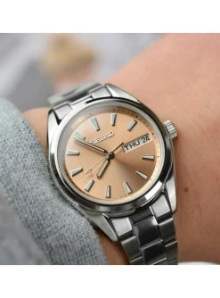 Montre femme Seiko acier cadran rose jour/date_x005f_x000D_collection classique