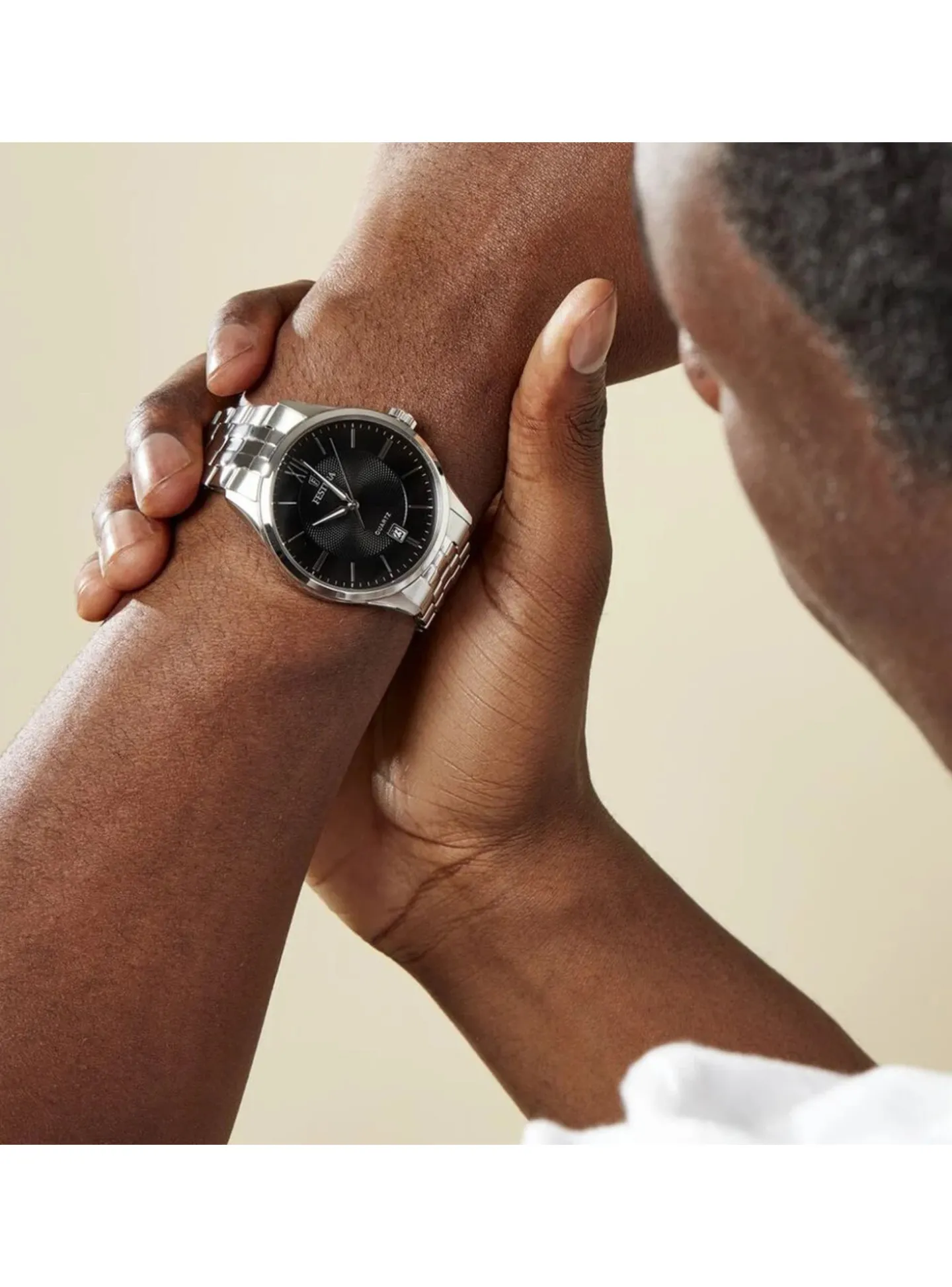 Montre Festina Classique acier cadran noir