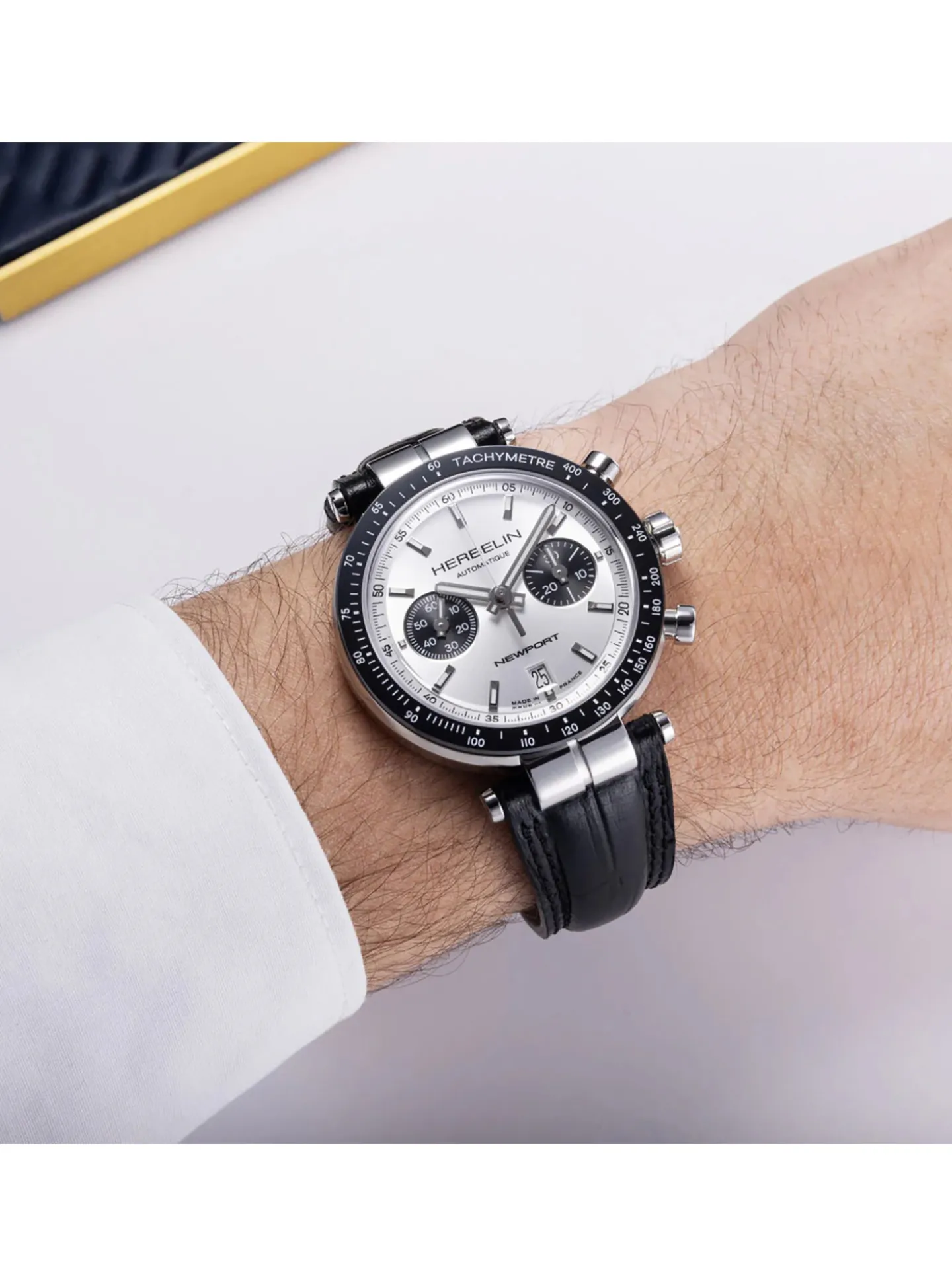 Montre Herbelin Edition limitée 209/300_x005f_x000D_Newport Heritage Bicompax