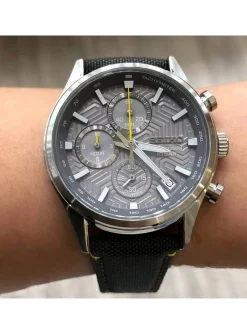 Montre Seiko sport chrono nylon gris