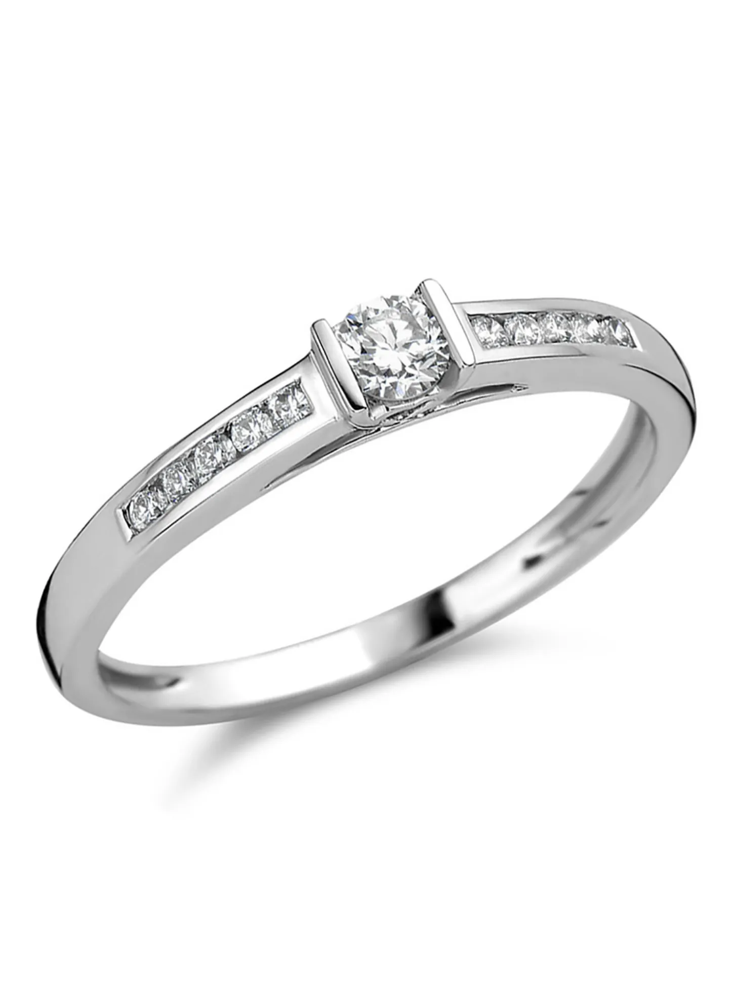 Solitaire diamant accompagné serti cuvette